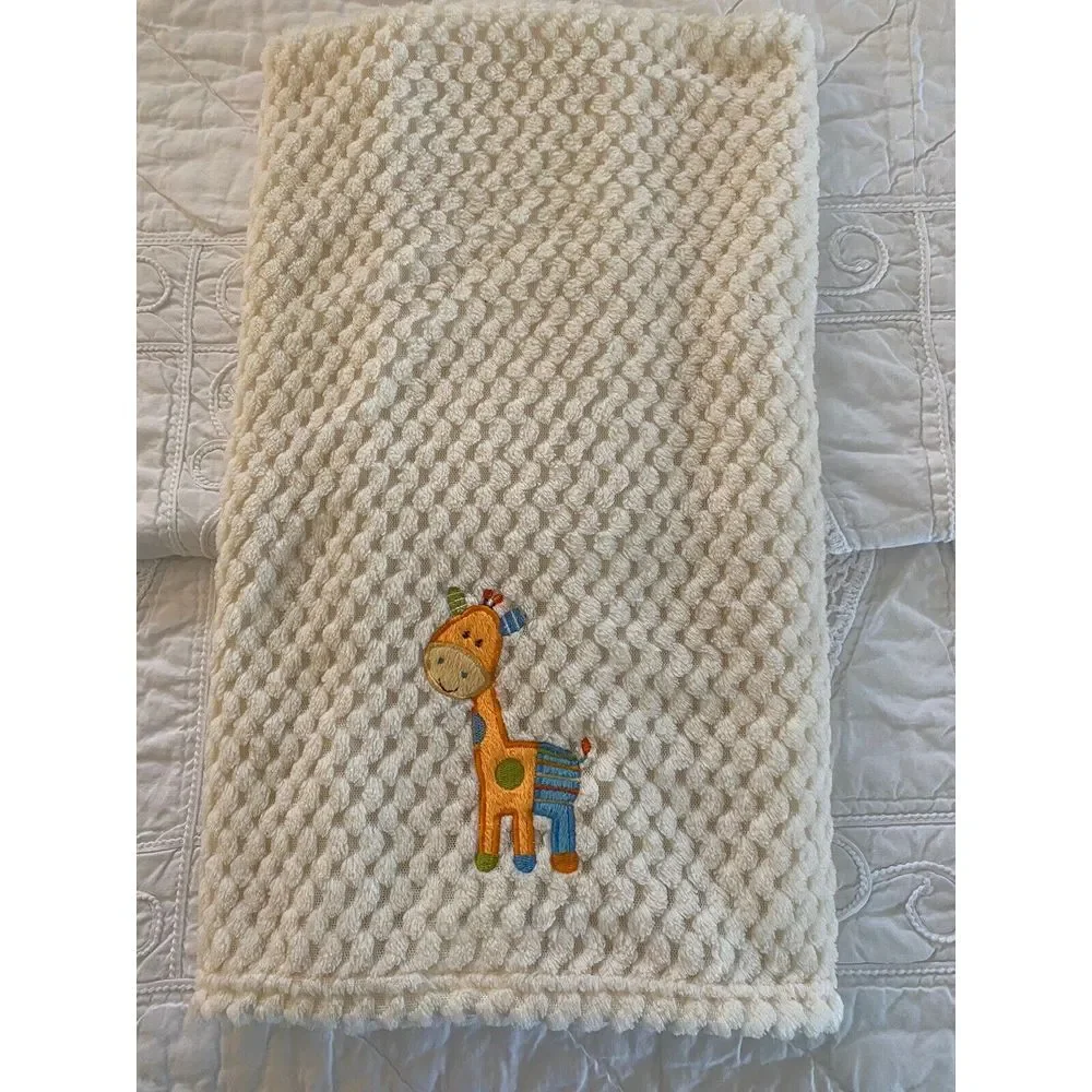 Vintage NoJo Cuddle Me Baby‎ Blanket Cream Orange Giraffe Embossed Soft 30 X 40